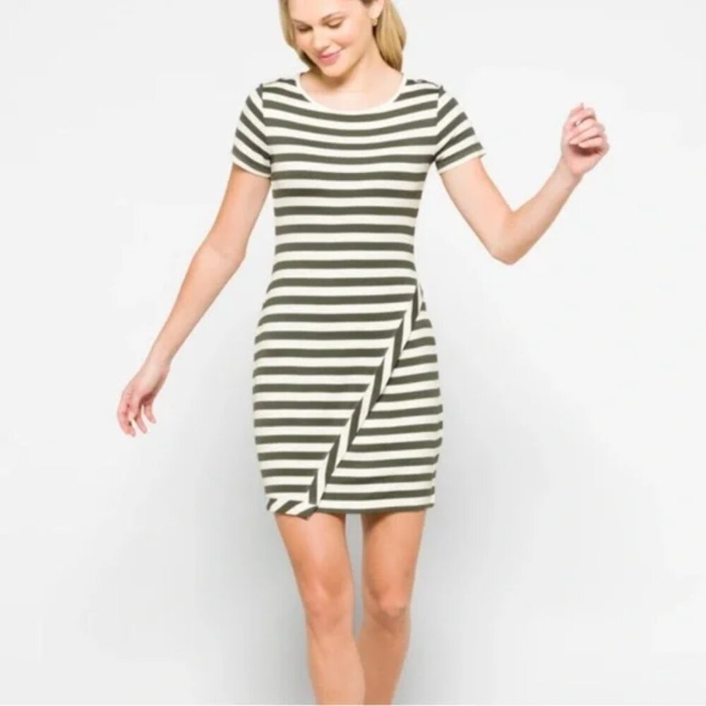 41 Hawthorn Green and White Short Sleeve Midi Dress
